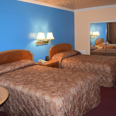 ניופורט ניוז Fort Eustis Inn מראה חיצוני תמונה