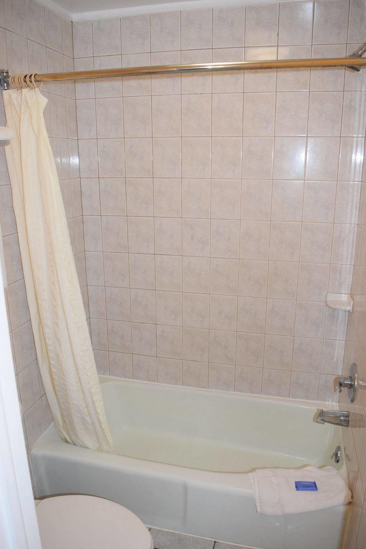 ניופורט ניוז Fort Eustis Inn מראה חיצוני תמונה